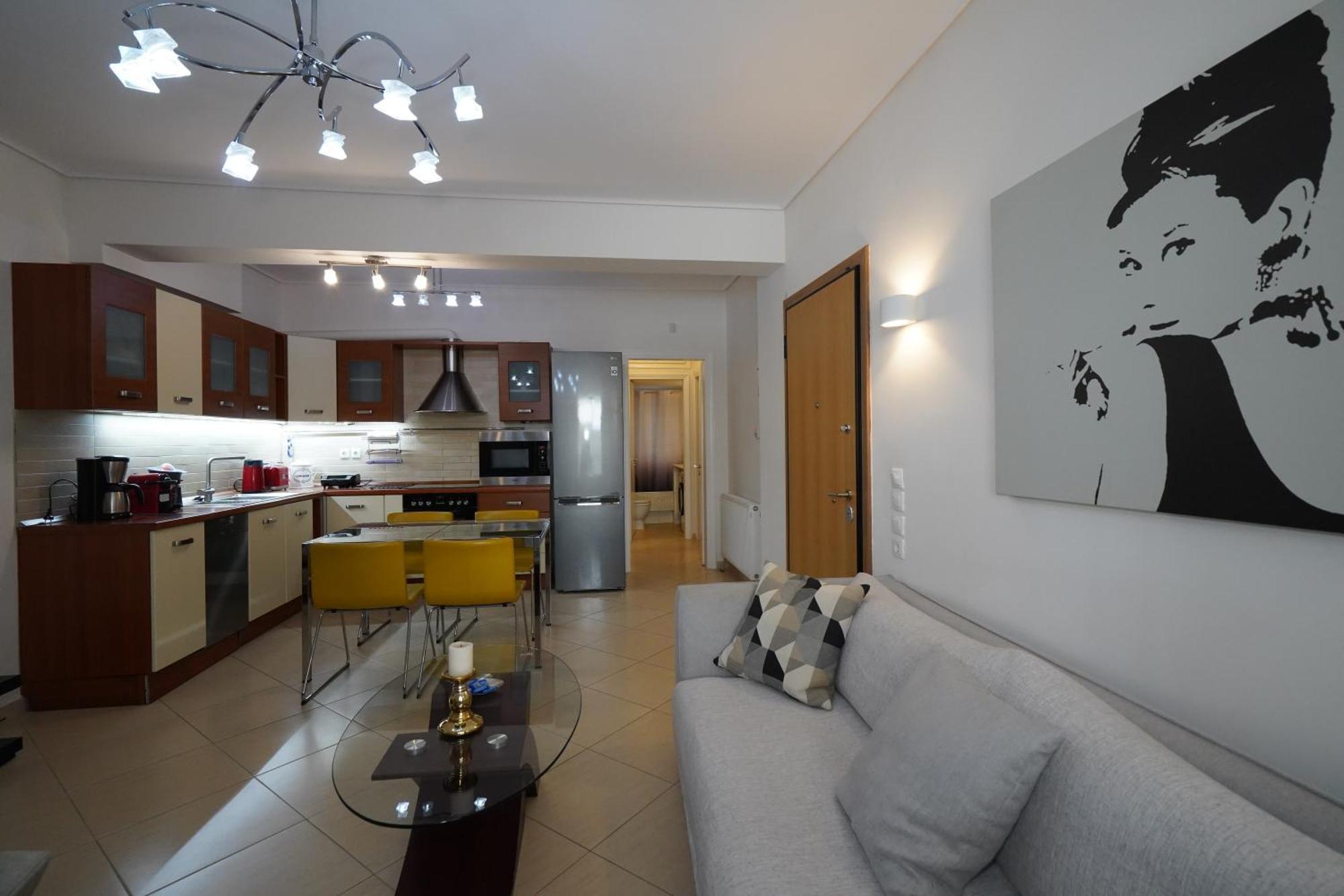 Garden Apartment Next To The Mall -Private Parking Athen Eksteriør bilde